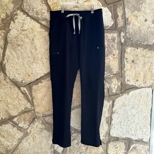 Figs High Waisted Yola Skinny Scrub Pants™ black size medium